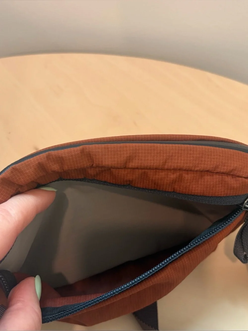 Bellroy Lite Belt Bag Clay Orange Grey Crossbody Fanny Pack 1.8L Lightweight - Picture 6 of 10